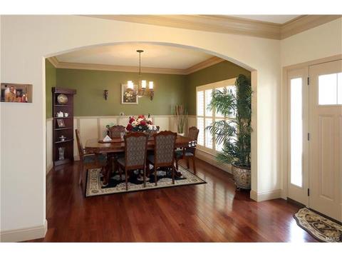 236 Magnolia Trace Dr, Ballwin, MO 63021 photo 2