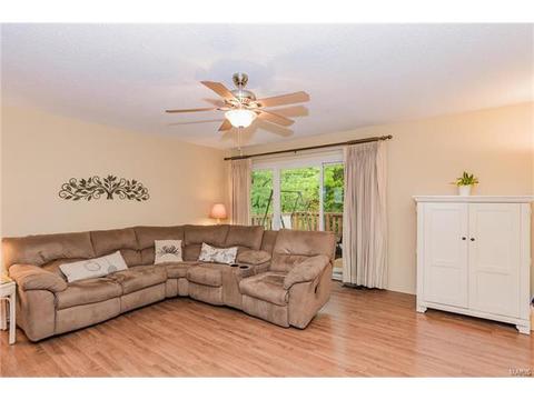 715 Knickerbacker Dr, Ballwin, MO 63021 photo 6