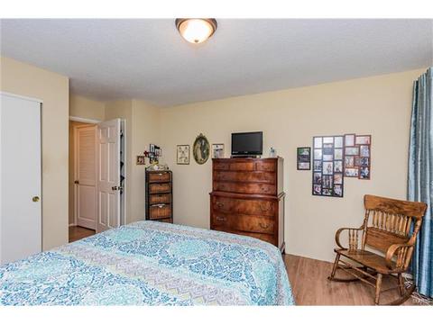 715 Knickerbacker Dr, Ballwin, MO 63021 photo 17