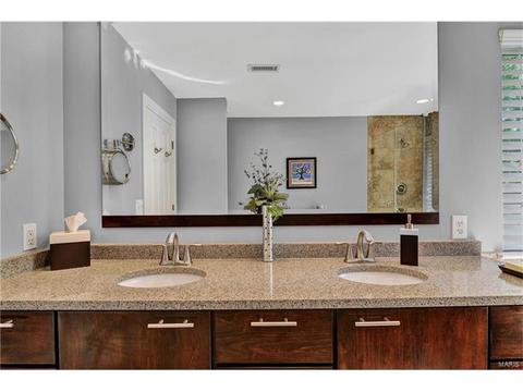 606 Legends Blfs, Eureka, MO 63025 photo 28