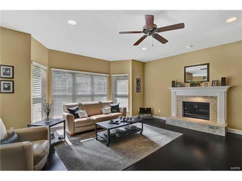 606 Legends Blfs, Eureka, MO 63025 photo 13