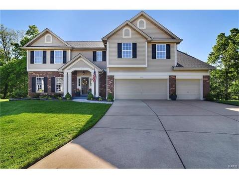 606 Legends Blfs, Eureka, MO 63025 photo 1