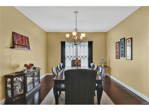 606 Legends Blfs, Eureka, MO 63025 photo 22