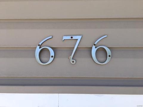 676 Bagnell, Saint Louis, MO 63137 photo 3