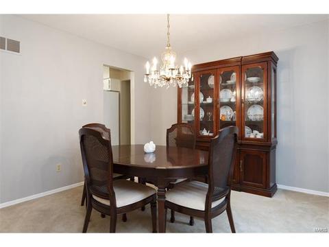 278 Oak Path Dr, Ballwin, MO 63011 photo 4
