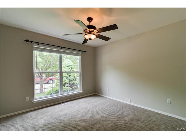 976 Shire Ln, Eureka, MO 63025 photo 14