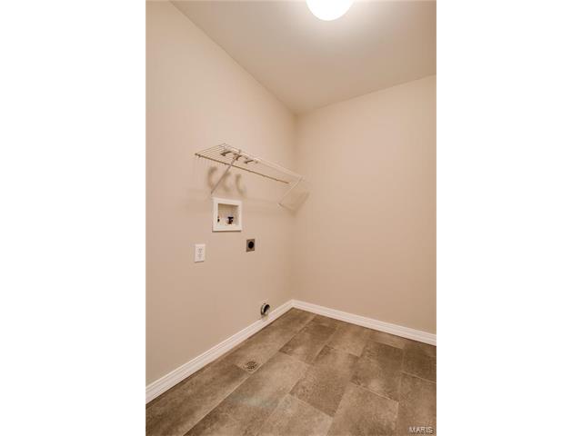 976 Shire Ln, Eureka, MO 63025 photo 17