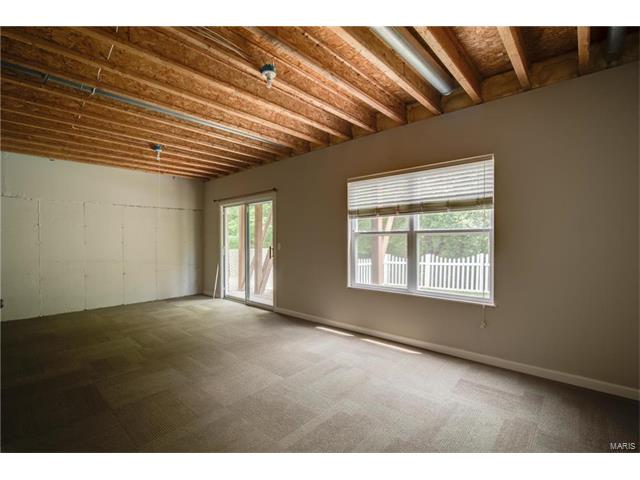 976 Shire Ln, Eureka, MO 63025 photo 18
