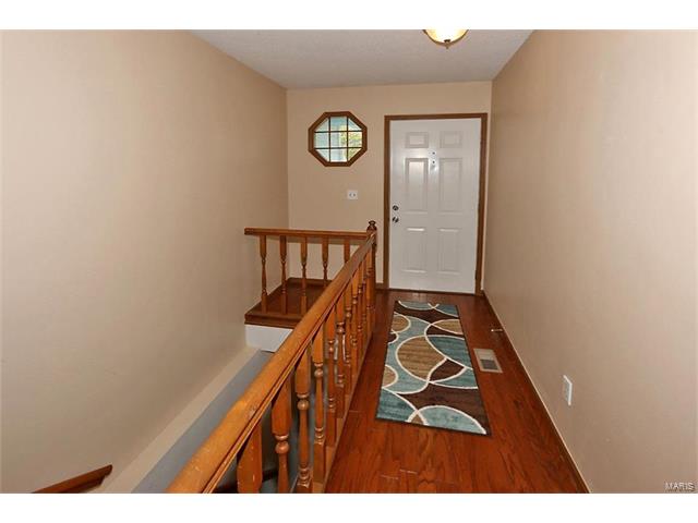 333 Birmingham Dr, O'fallon, MO 63366 photo 2
