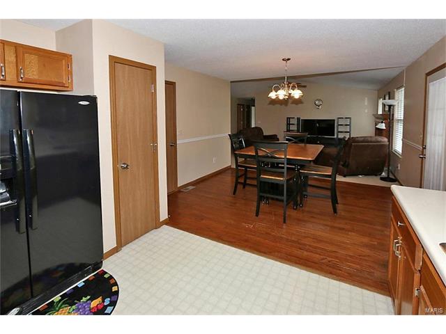 333 Birmingham Dr, O'fallon, MO 63366 photo 10