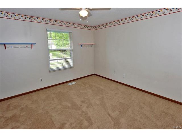 333 Birmingham Dr, O'fallon, MO 63366 photo 14