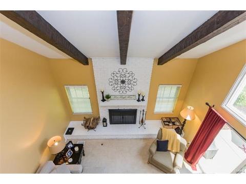 929 Camargo Dr, Ballwin, MO 63011 photo 11