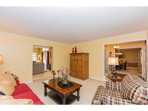 929 Camargo Dr, Ballwin, MO 63011 photo 7