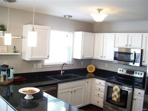 345 Falcon Hill Dr, O'fallon, MO 63368 photo 8