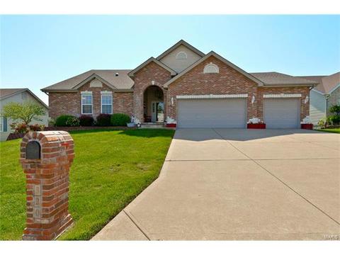 320 Thoreau Blvd, O'fallon, MO 63366 photo 1