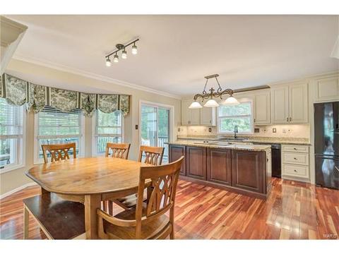 305 Redwood Frst, Ballwin, MO 63021 photo 19