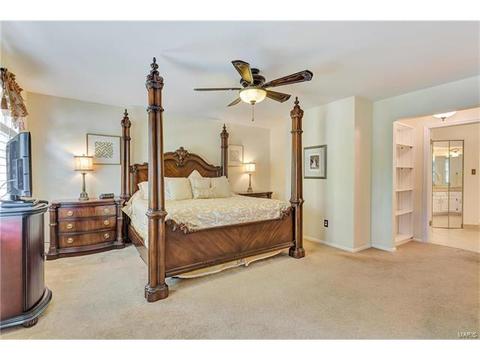305 Redwood Frst, Ballwin, MO 63021 photo 29