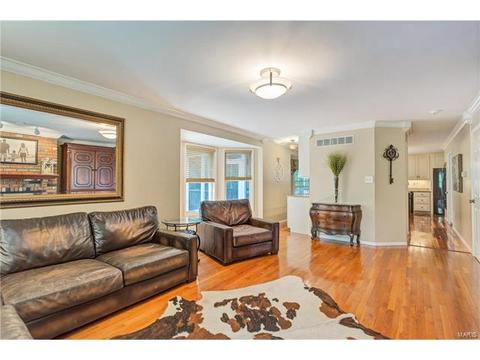 305 Redwood Frst, Ballwin, MO 63021 photo 17