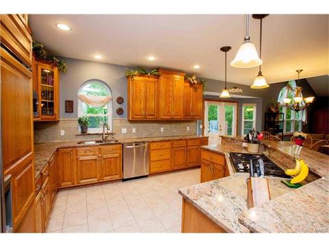 303 Merlin Dr, Weldon Spring, MO 63304 photo 6