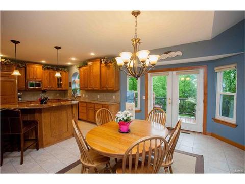 303 Merlin Dr, Weldon Spring, MO 63304 photo 10