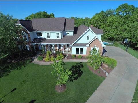 303 Merlin Dr, Weldon Spring, MO 63304 photo 1