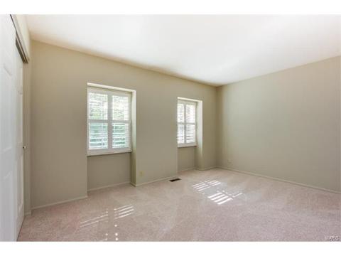 403 Caprice Gardens Ct, Ballwin, MO 63011 photo 11