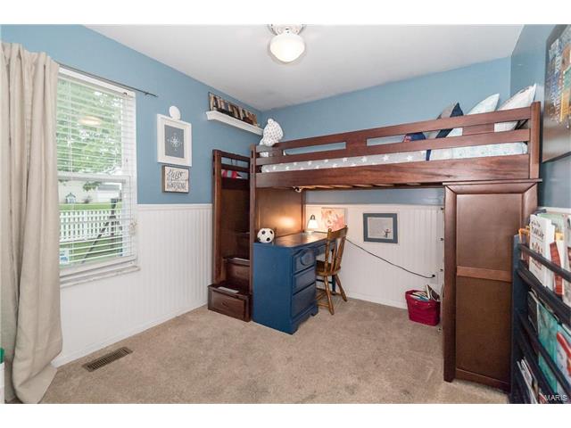 54 Jacqueline Cir, O'fallon, MO 63368 photo 12