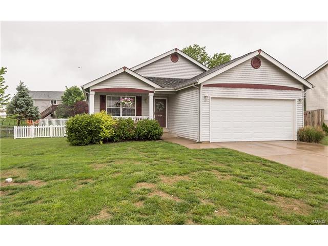 54 Jacqueline Cir, O'fallon, MO 63368 photo 1