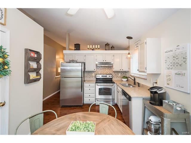 54 Jacqueline Cir, O'fallon, MO 63368 photo 8