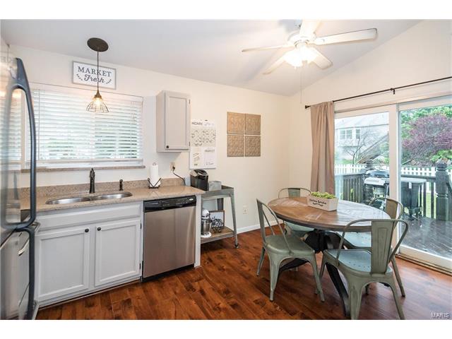 54 Jacqueline Cir, O'fallon, MO 63368 photo 6
