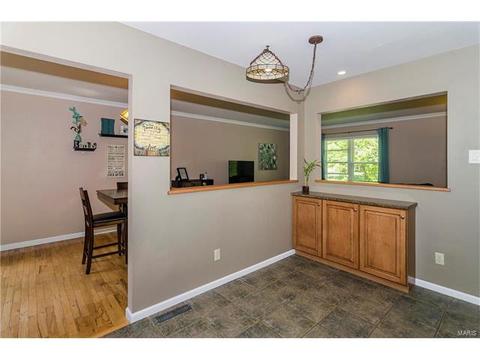 1005 Parkfield Ter, Ballwin, MO 63021 photo 10