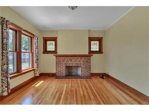 5515 Gresham Ave, Saint Louis, MO 63109 photo 3