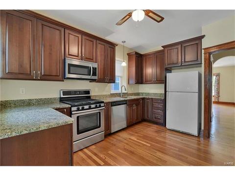 5515 Gresham Ave, Saint Louis, MO 63109 photo 6