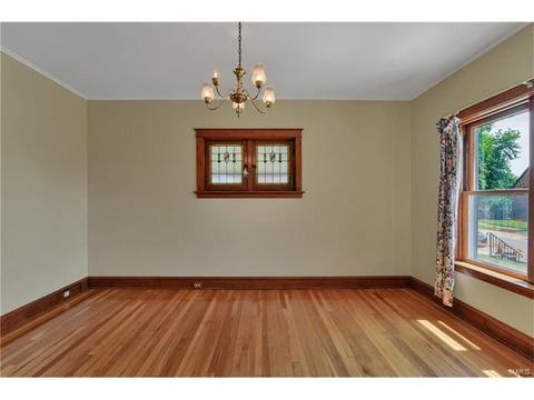 5515 Gresham Ave, Saint Louis, MO 63109 photo 5