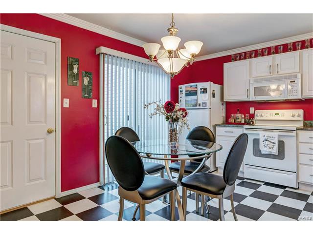 712 Hyde, O'fallon, MO 63366 photo 7