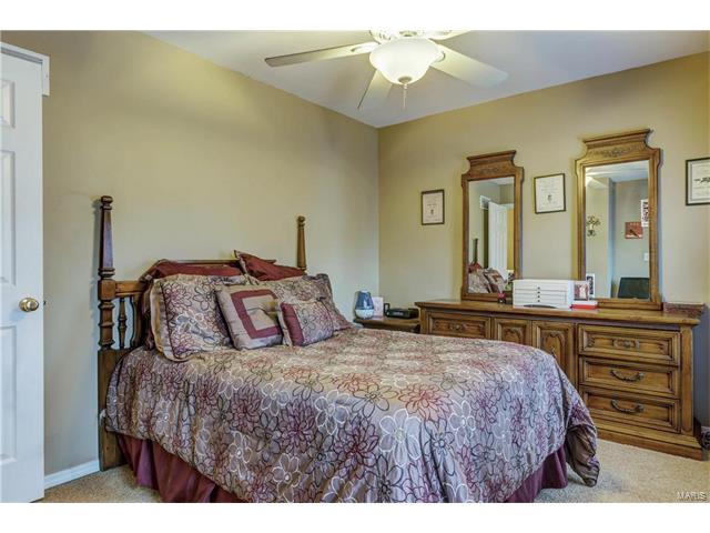 712 Hyde, O'fallon, MO 63366 photo 17