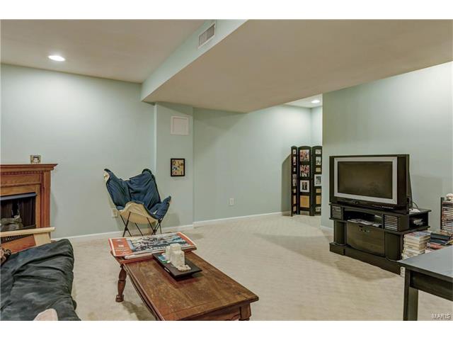 712 Hyde, O'fallon, MO 63366 photo 19