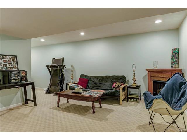 712 Hyde, O'fallon, MO 63366 photo 20