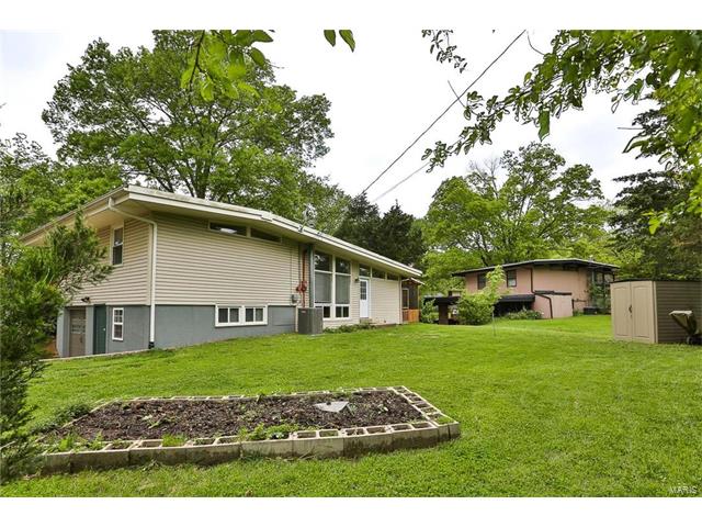 314 Coventry Ln, Manchester, MO 63021 photo 3