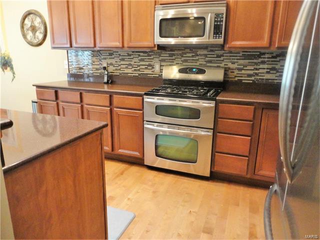 848 Gandolf Way, Eureka, MO 63025 photo 3