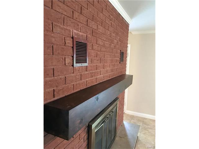 509 Kehrs Ml, Ballwin, MO 63011 photo 9