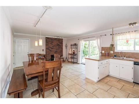 308 Whitehall Dr, Ballwin, MO 63021 photo 16
