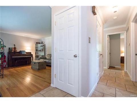 308 Whitehall Dr, Ballwin, MO 63021 photo 7