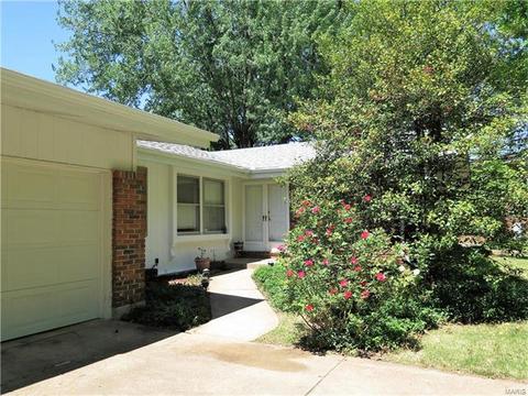 12457 Cape Cod, Saint Louis, MO 63146 photo 2