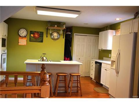 355 Eureka Rd, Eureka, MO 63025 photo 6