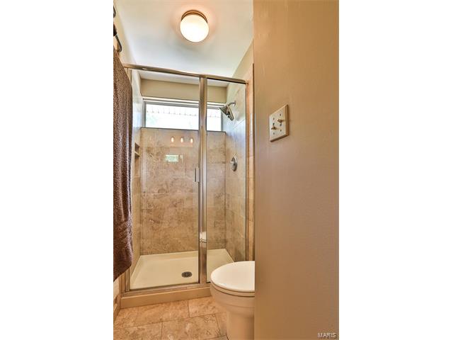425 Gateford Dr, Ballwin, MO 63021 photo 33