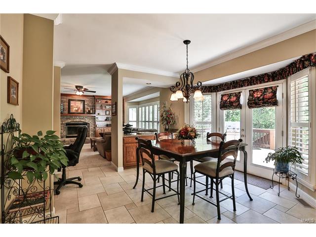 425 Gateford Dr, Ballwin, MO 63021 photo 16