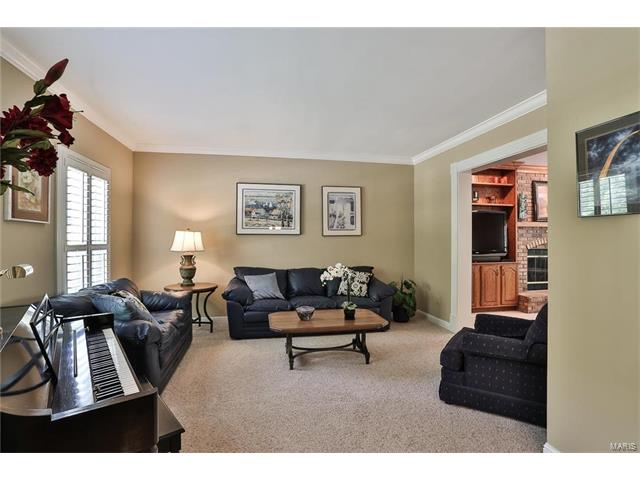 425 Gateford Dr, Ballwin, MO 63021 photo 18