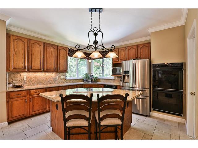 425 Gateford Dr, Ballwin, MO 63021 photo 11