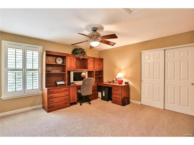 425 Gateford Dr, Ballwin, MO 63021 photo 34